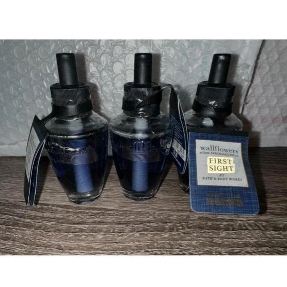 Bath And‎ Body Works Refill Wallflowers First Sight Home Fragrance